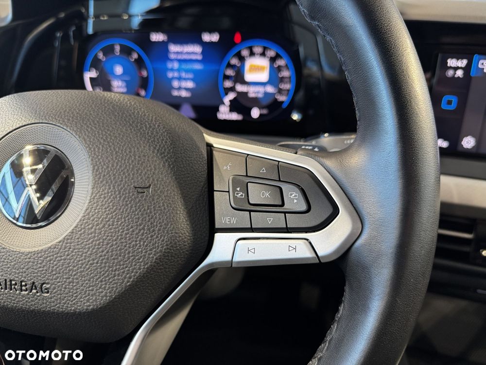 Volkswagen Golf - 17