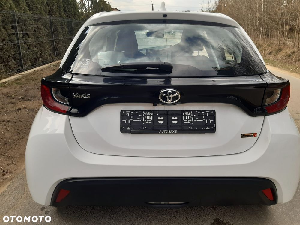 Toyota Yaris - 7