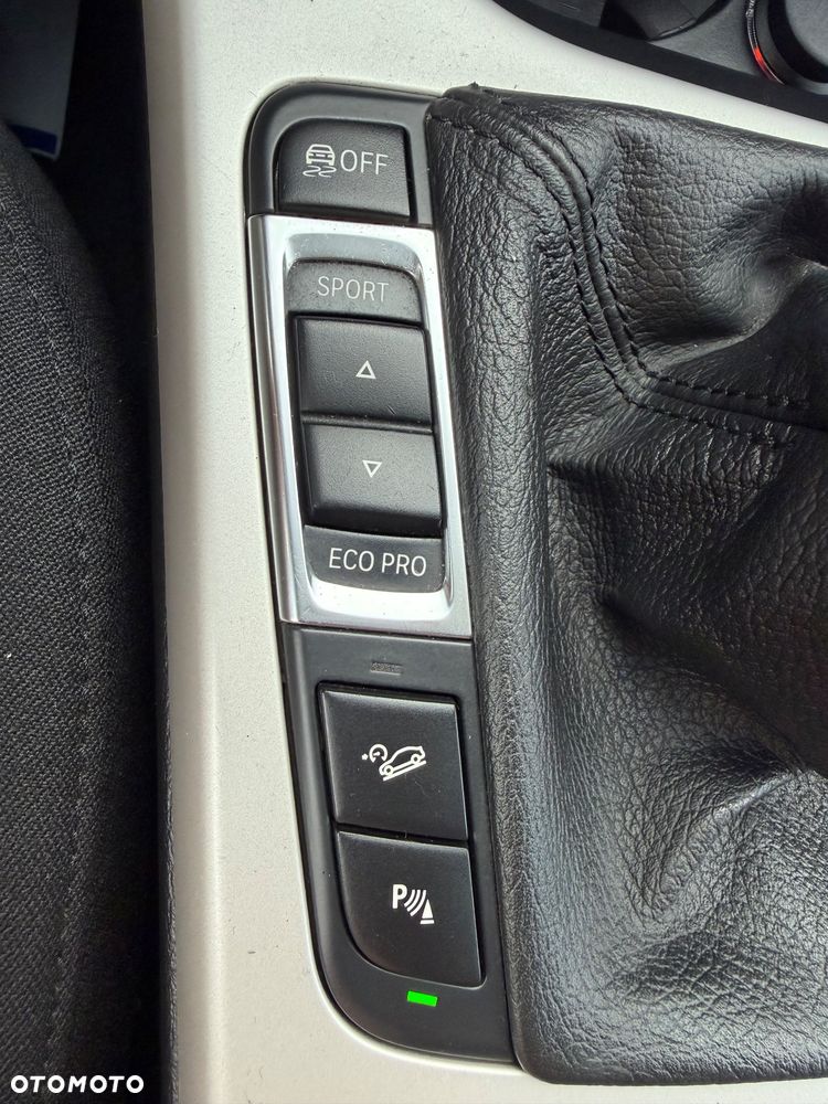 BMW X3 xDrive20d - 34