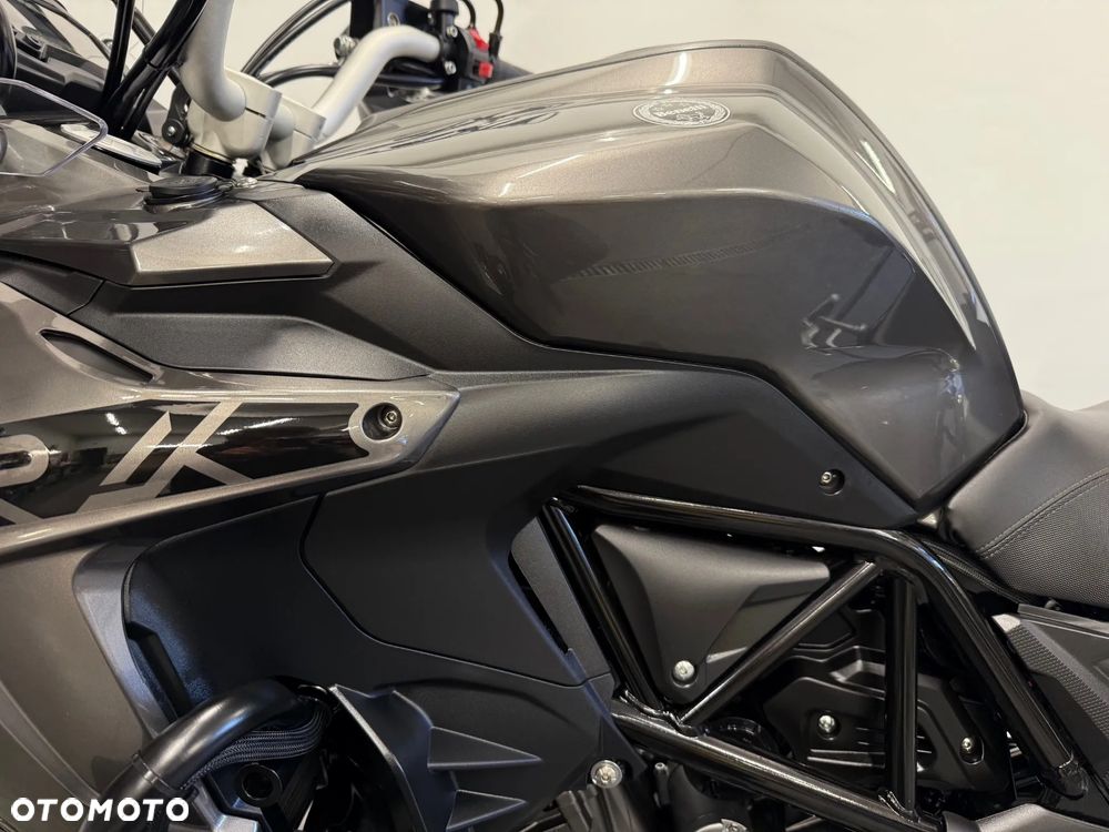 Benelli TRK 502X - 19