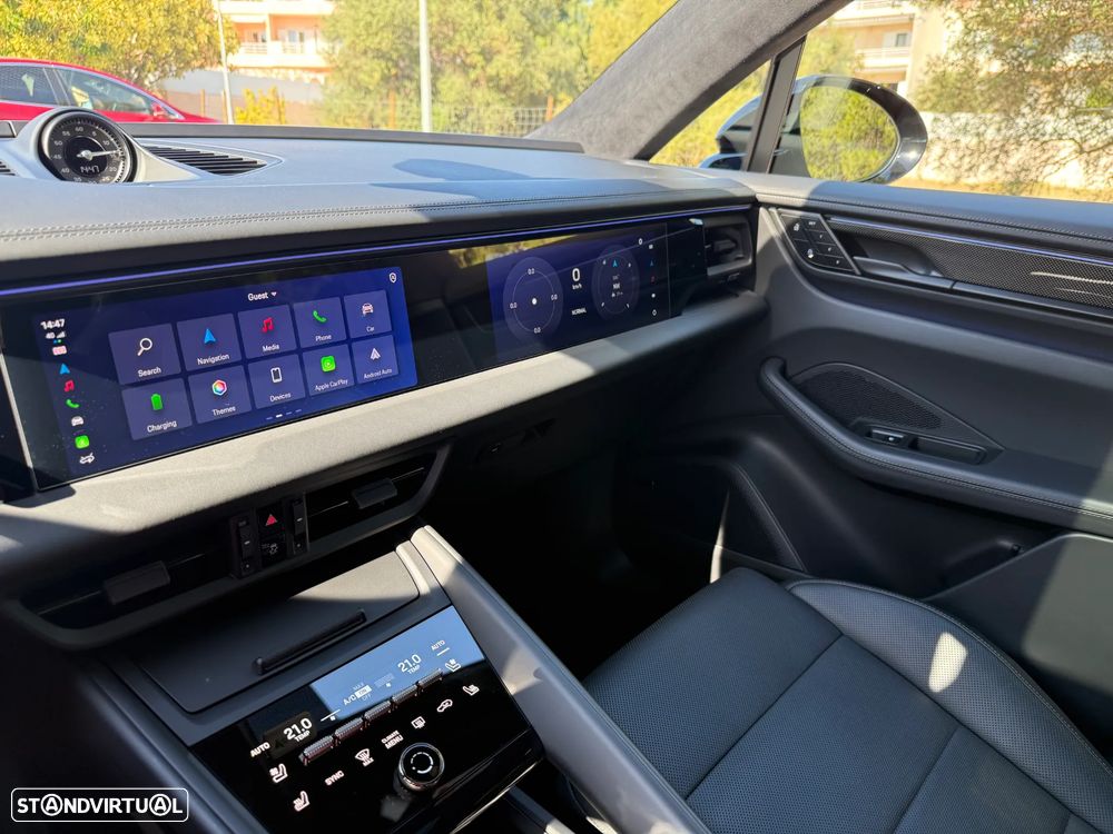 Porsche Macan Electric Turbo - 18