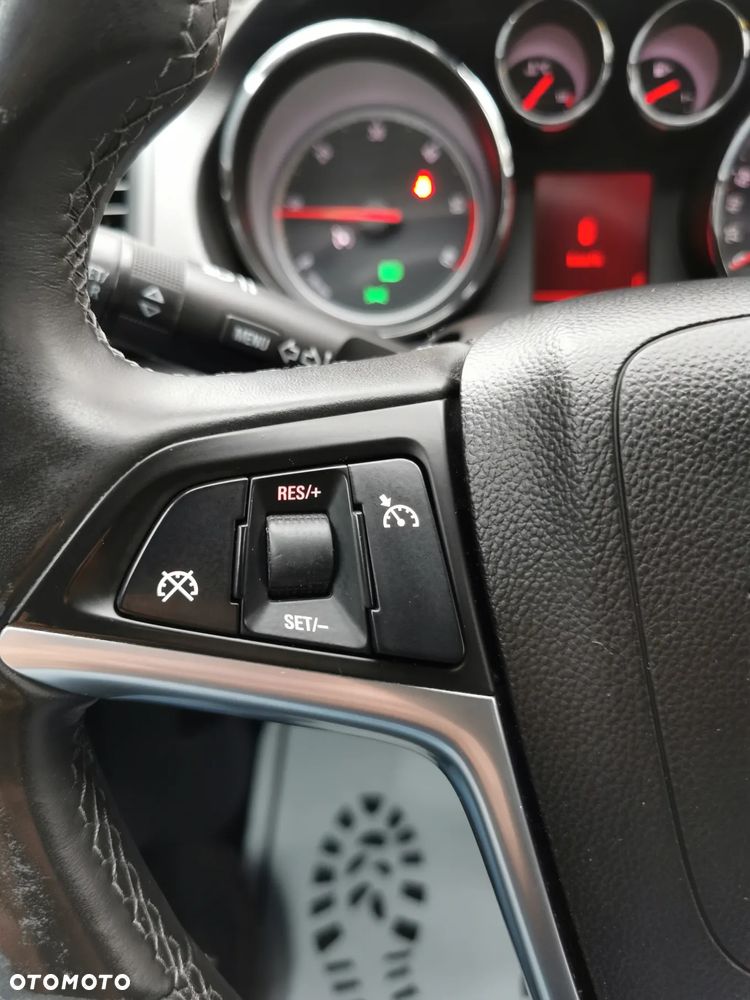 Opel Insignia 2.0 CDTI Design Edition - 28