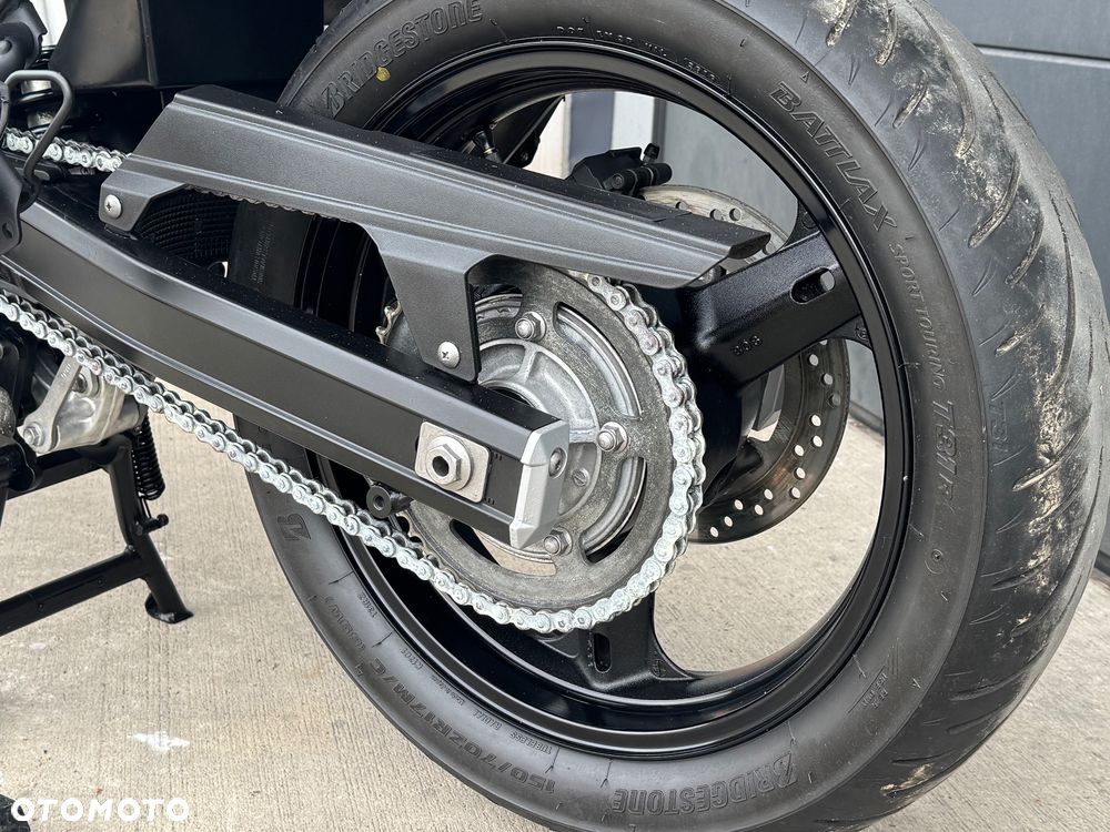 Suzuki V-STROM - 28