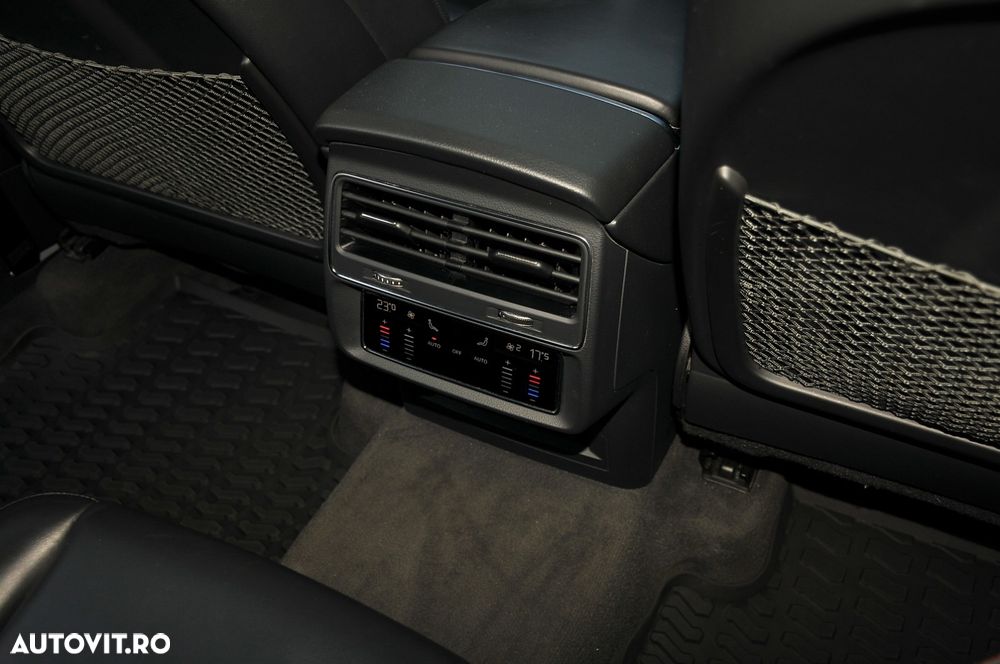 Audi Q7 3.0 50 TDI quattro Tiptronic S Line - 25