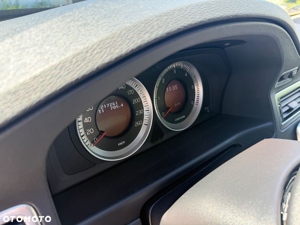 Volvo V70 D3 Geartronic Kinetic - 20