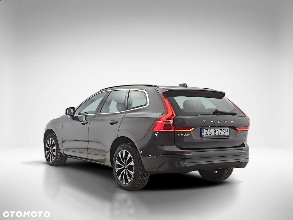 Volvo XC 60 B4 D AWD Core - 4