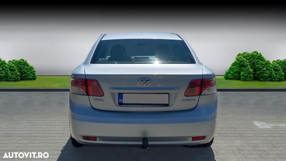 Toyota Avensis 1.8 Travel - 5