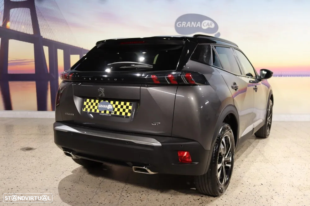 Peugeot 2008 1.2 PureTech GT EAT8 - 4