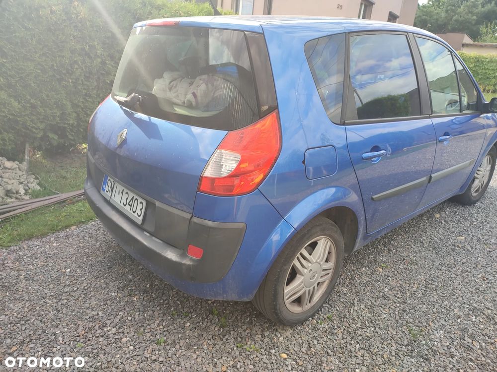 Renault Scenic 1.6 16V Dynamique - 3