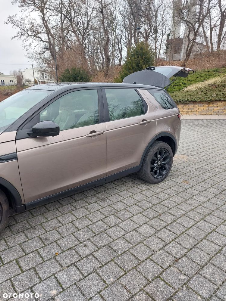 Land Rover Discovery Sport TD4 HSE Luxury - 4