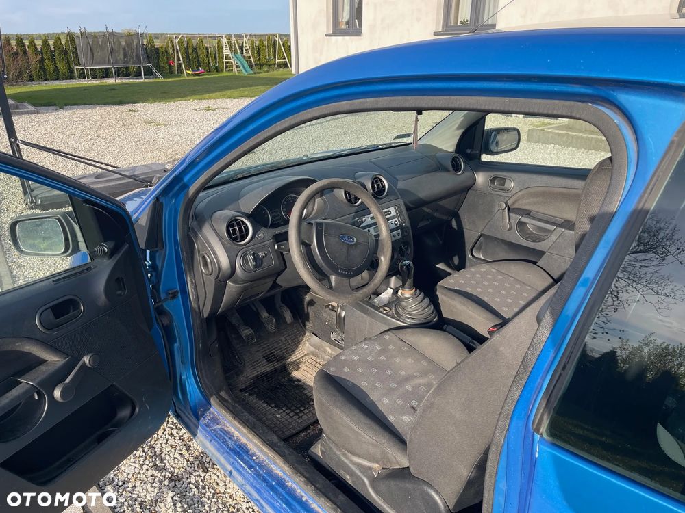 Ford Fiesta 1.3 - 7