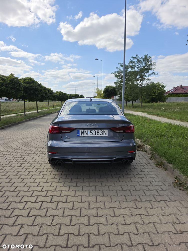 Audi A3 Limousine 2.0 TFSI quattro S tronic design - 4