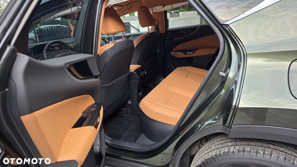 Lexus NX 350h Prestige 2WD - 18