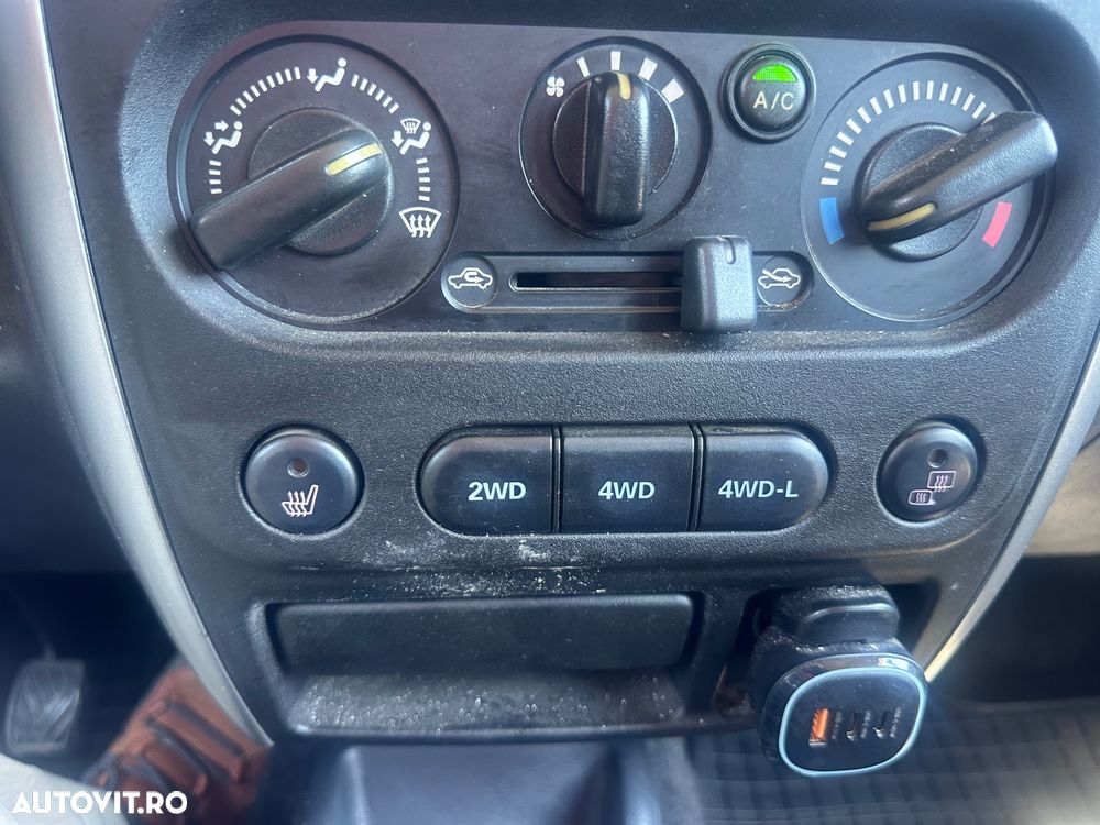 Suzuki Jimny 1.3 JLX - 19