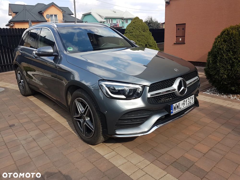 Mercedes-Benz GLC 200 4Matic 9G-TRONIC AMG Line - 22