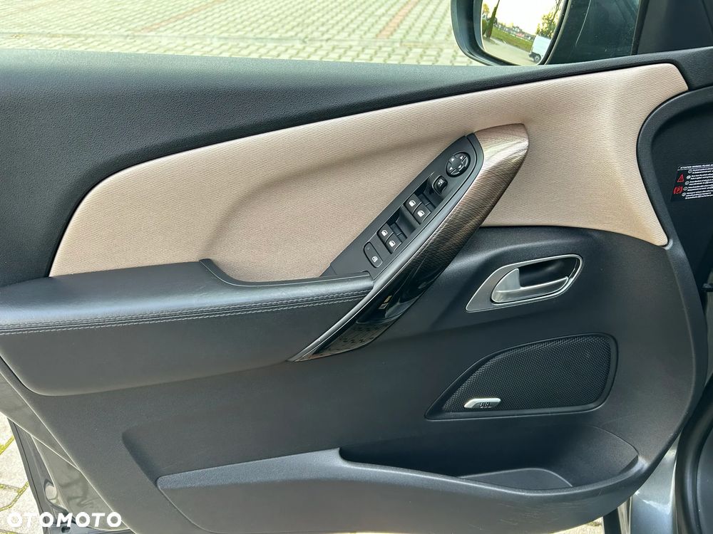 Citroën C4 Picasso 1.6 e-HDi Exclusive ETG6 - 24