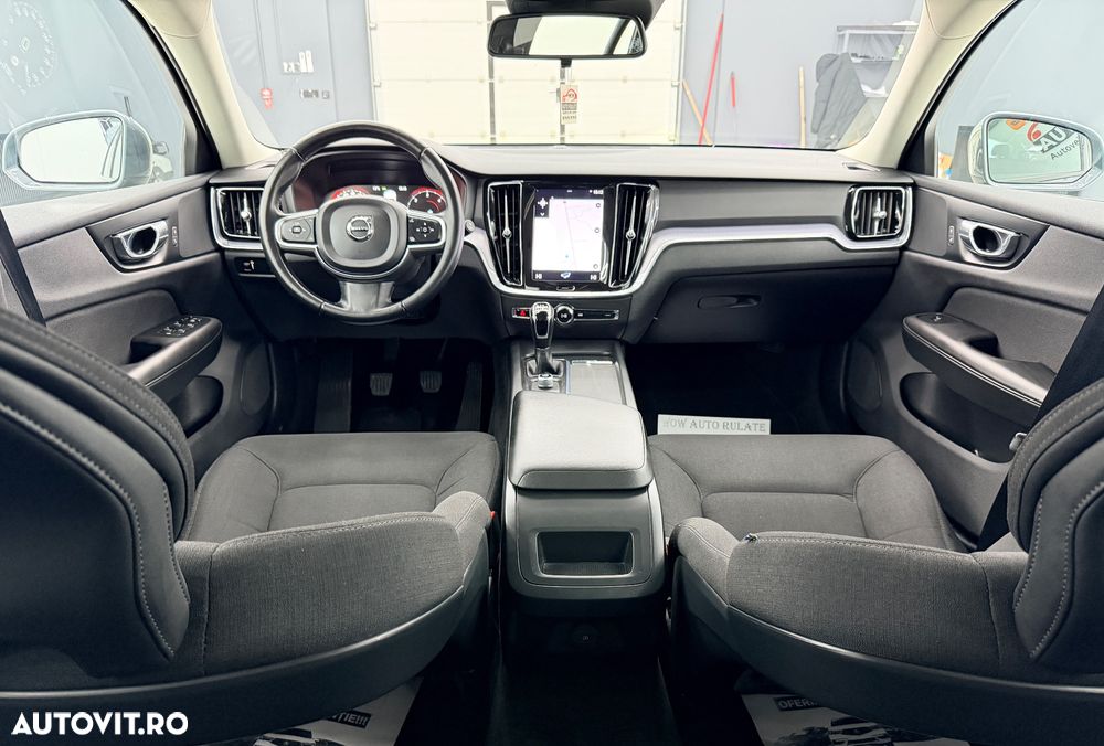 Volvo V60 D3 Momentum Core - 6
