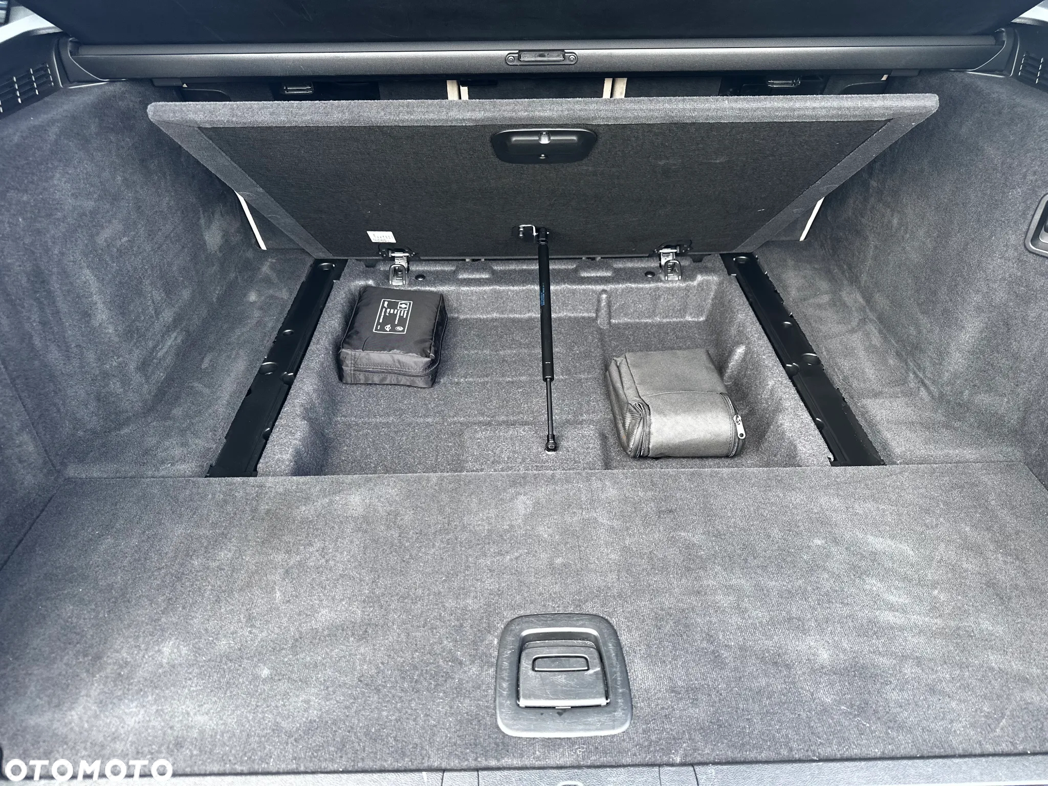 BMW Seria 5 520i mHEV M Sport sport - 10