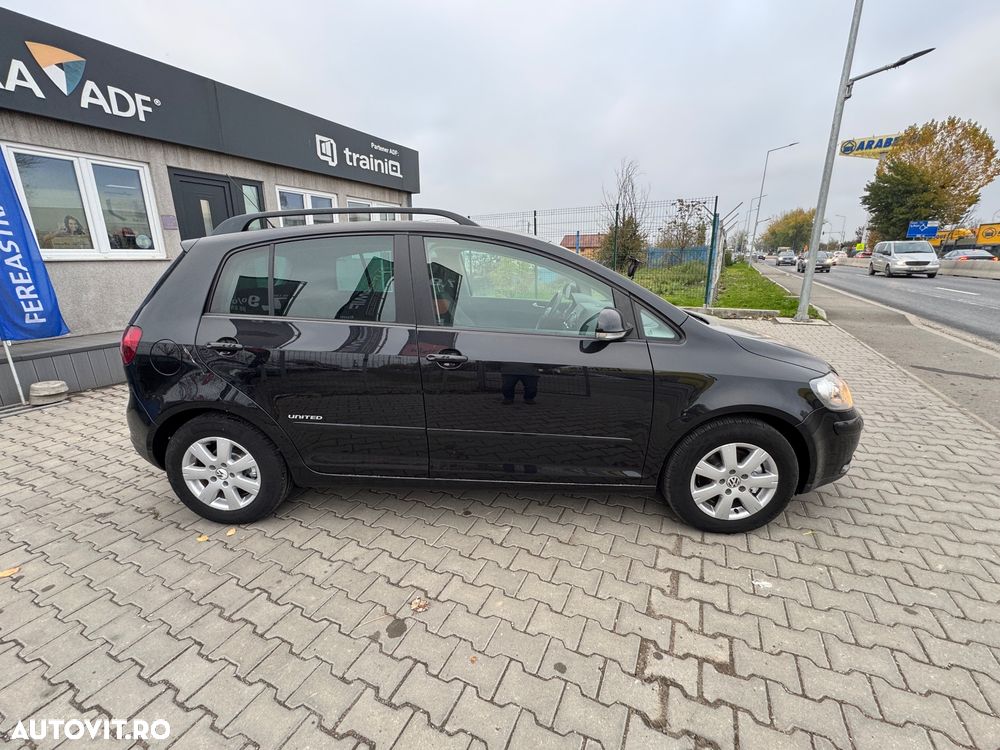 Volkswagen Golf Plus 2.0 TDI DPF United - 24