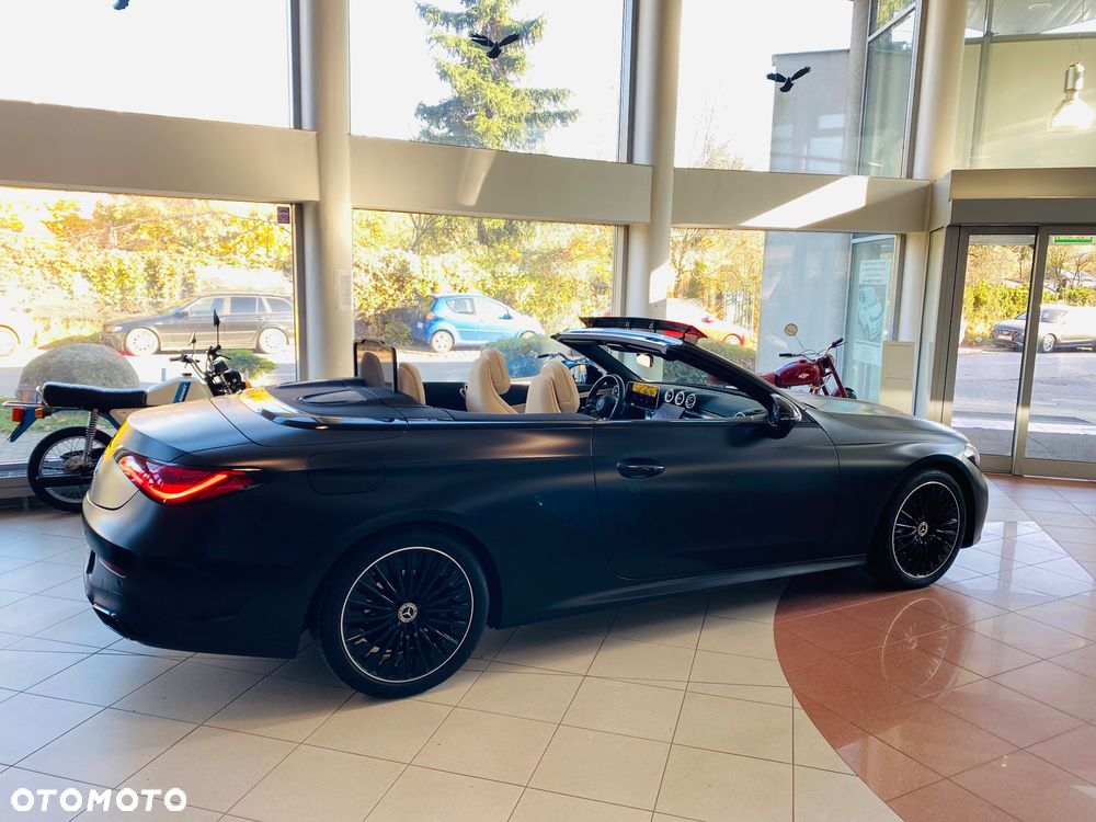 Mercedes-Benz CLE - 13