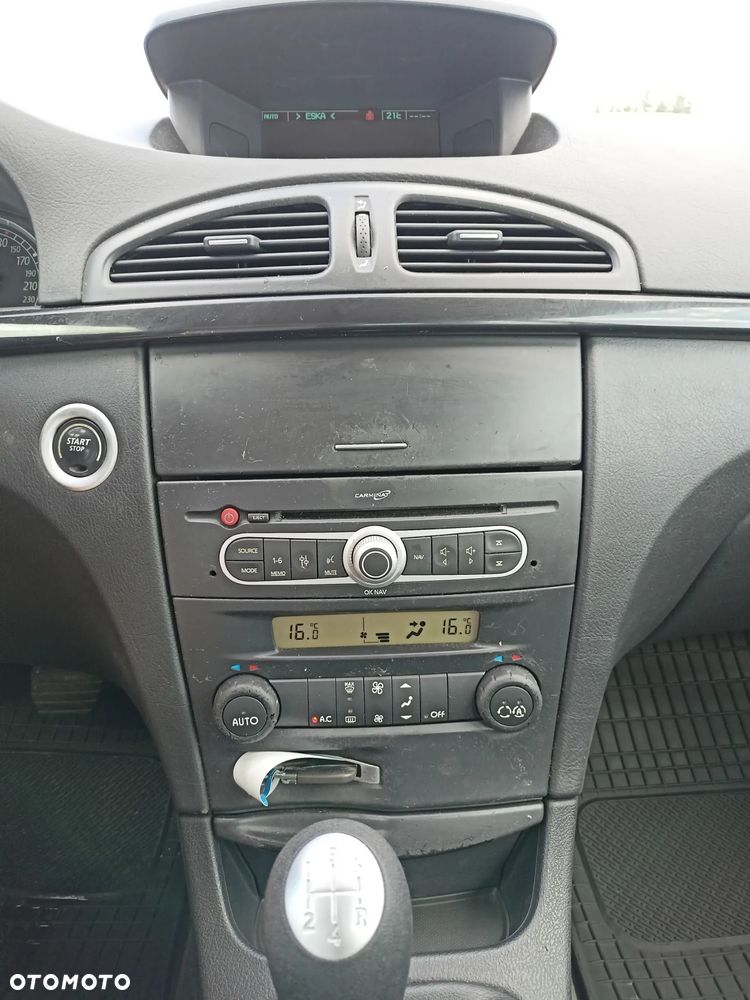 Renault Laguna - 9