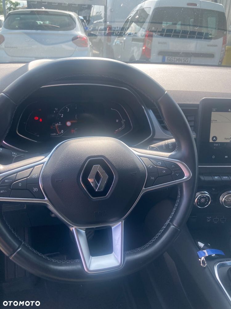 Renault Captur - 12