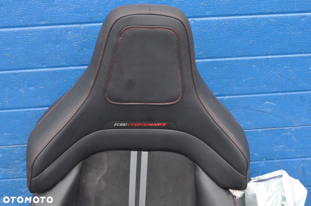 FIESTA MK8 ST PERFORMANCE FOTELE PRZÓD - 12