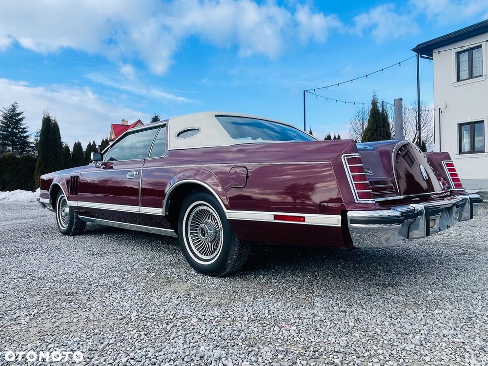 Lincoln Continental - 12