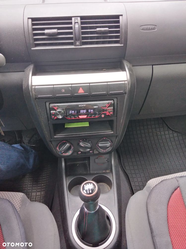 Volkswagen Fox - 9