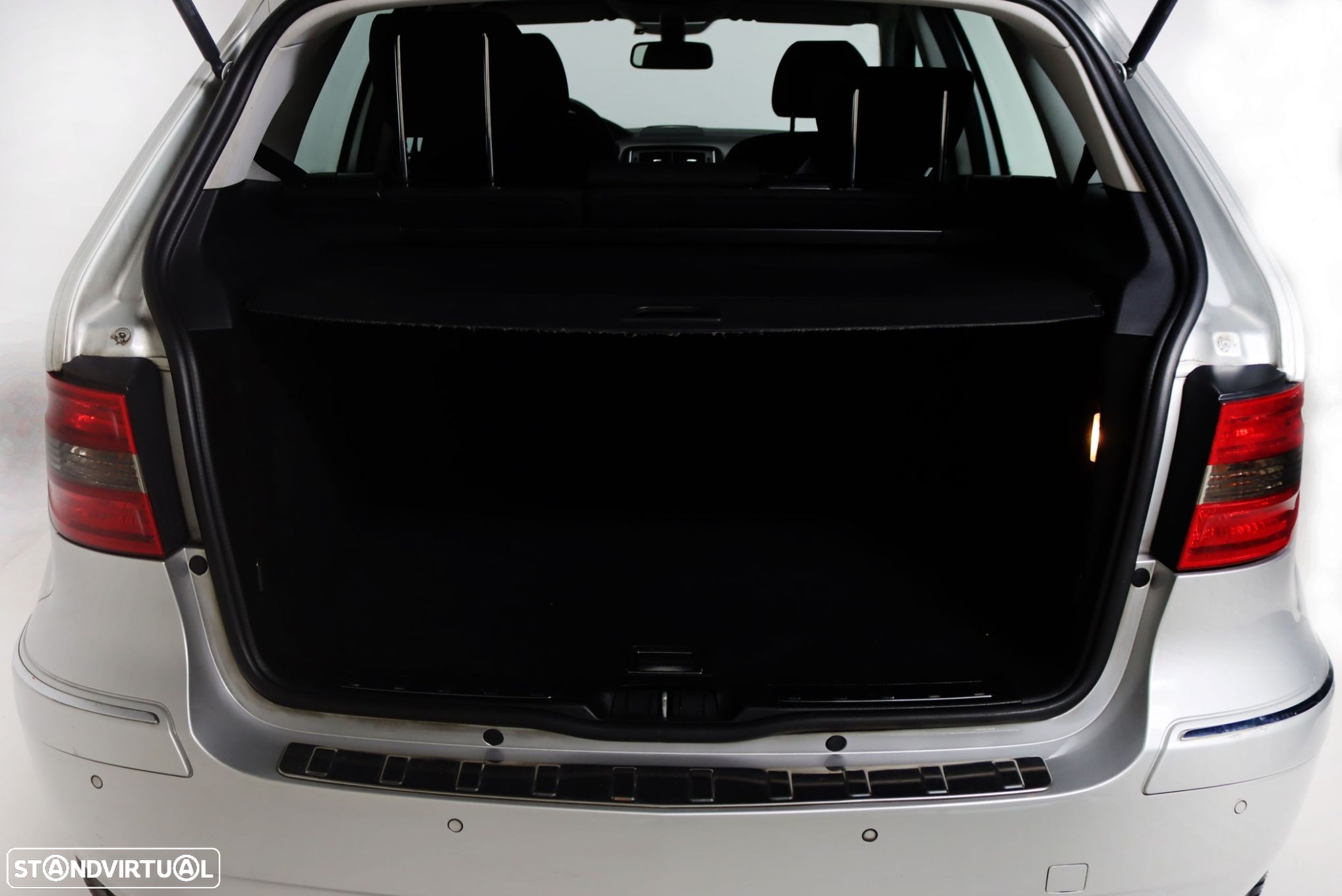 Mercedes-Benz B 180 CDi - 15