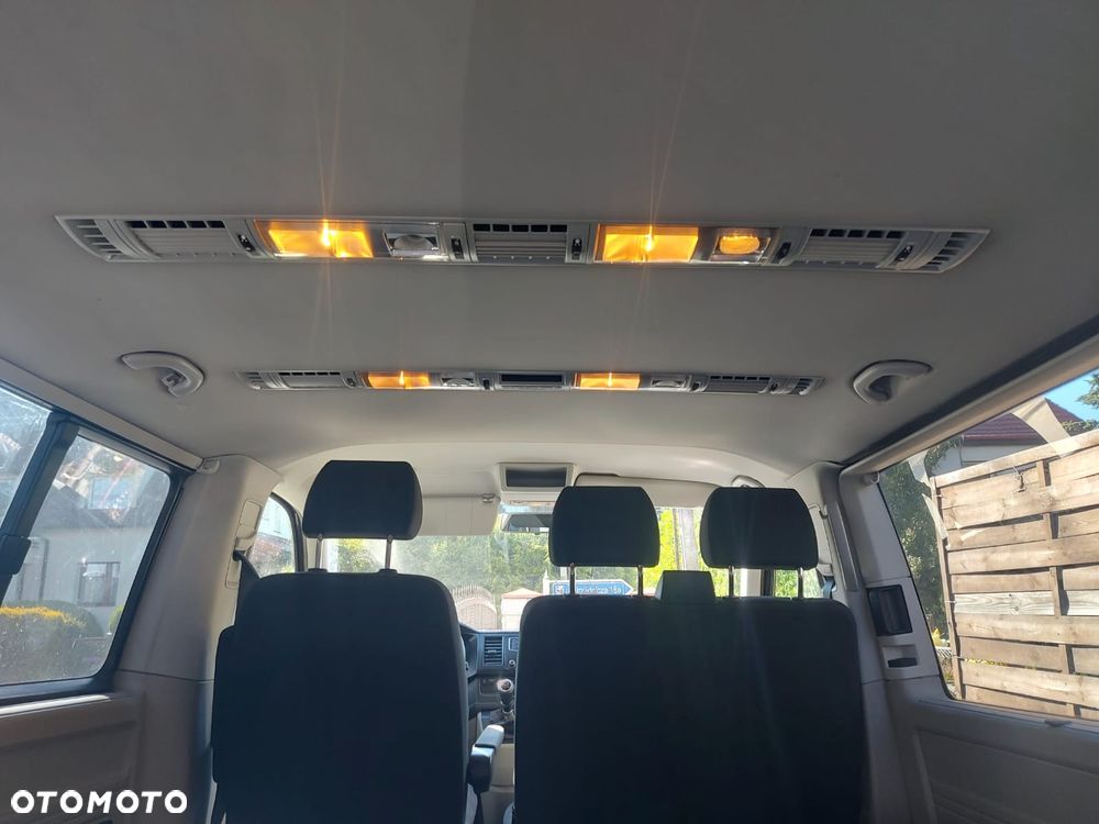 Volkswagen Caravelle 2.0 TDI L1 Comfortline - 9