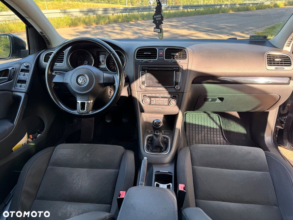 Volkswagen Golf 2.0 TDI DPF Highline - 14