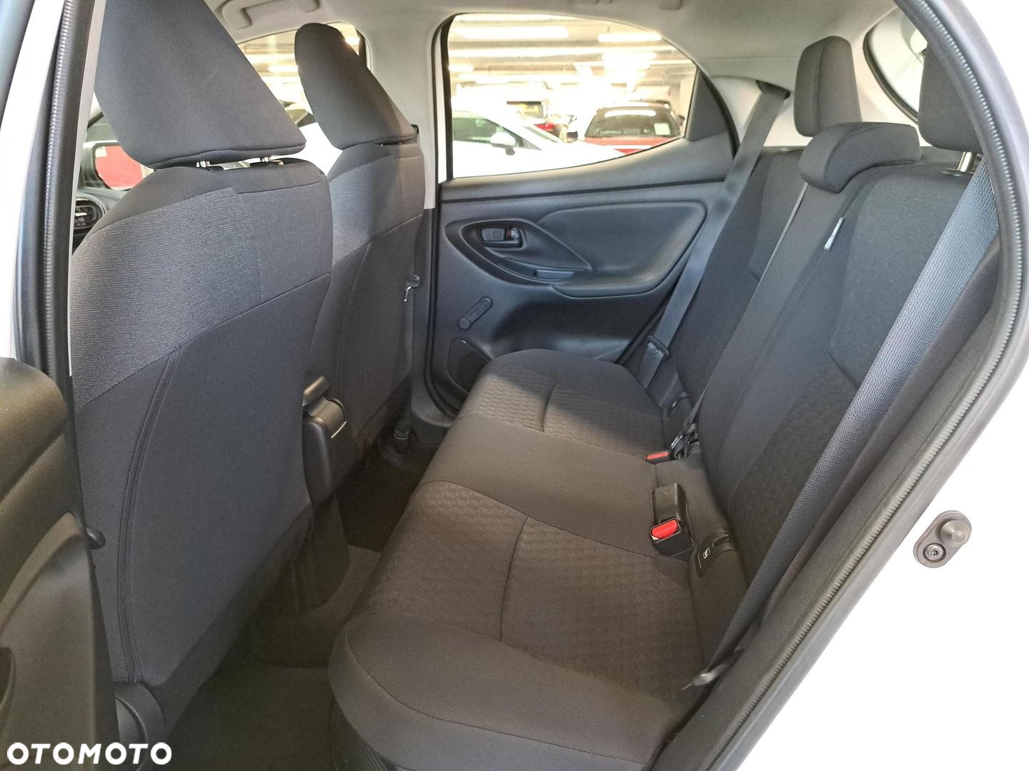 Toyota Yaris - 11
