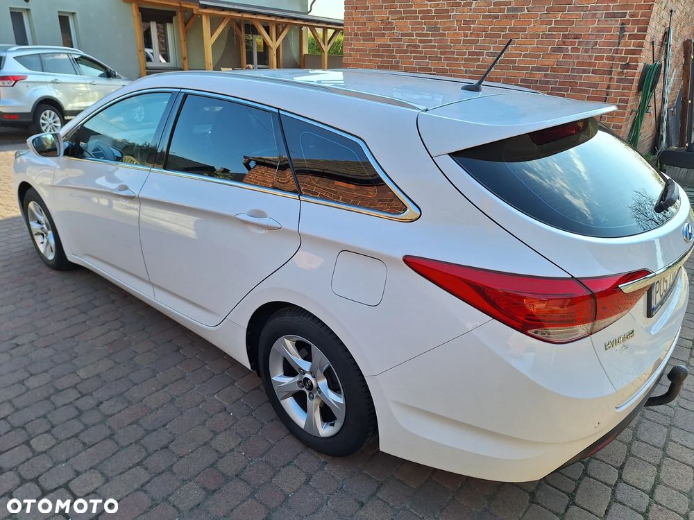 Hyundai i40 1.7 CRDi Comfort + - 36