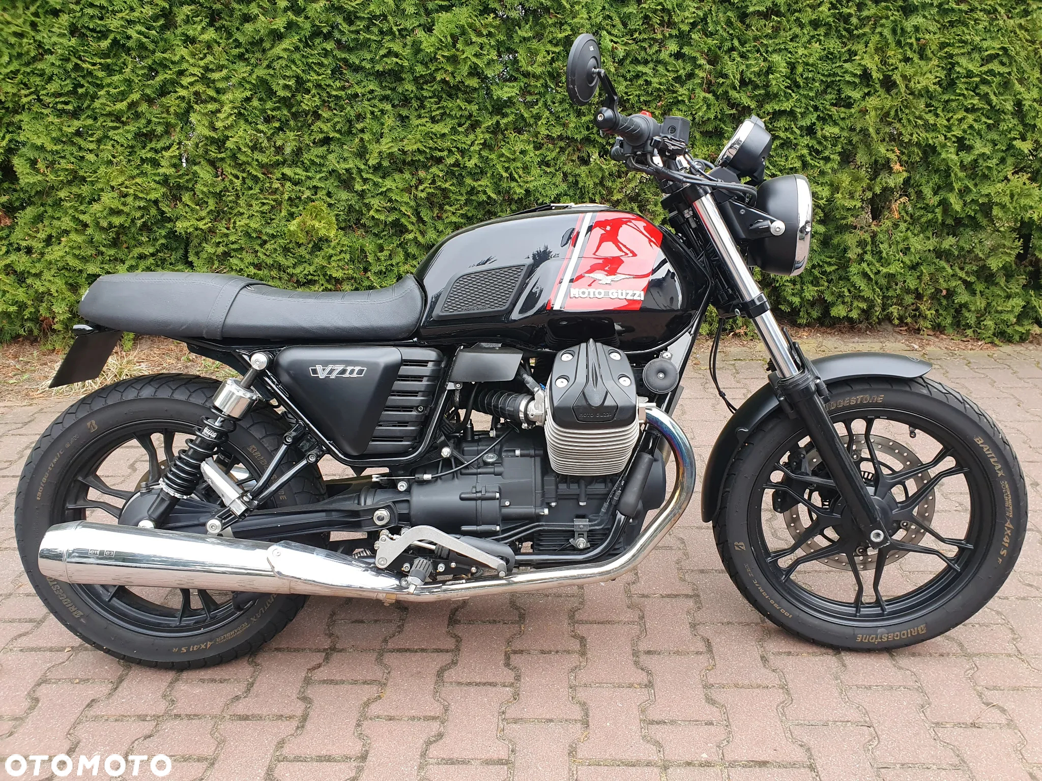 Moto Guzzi V7 - 7