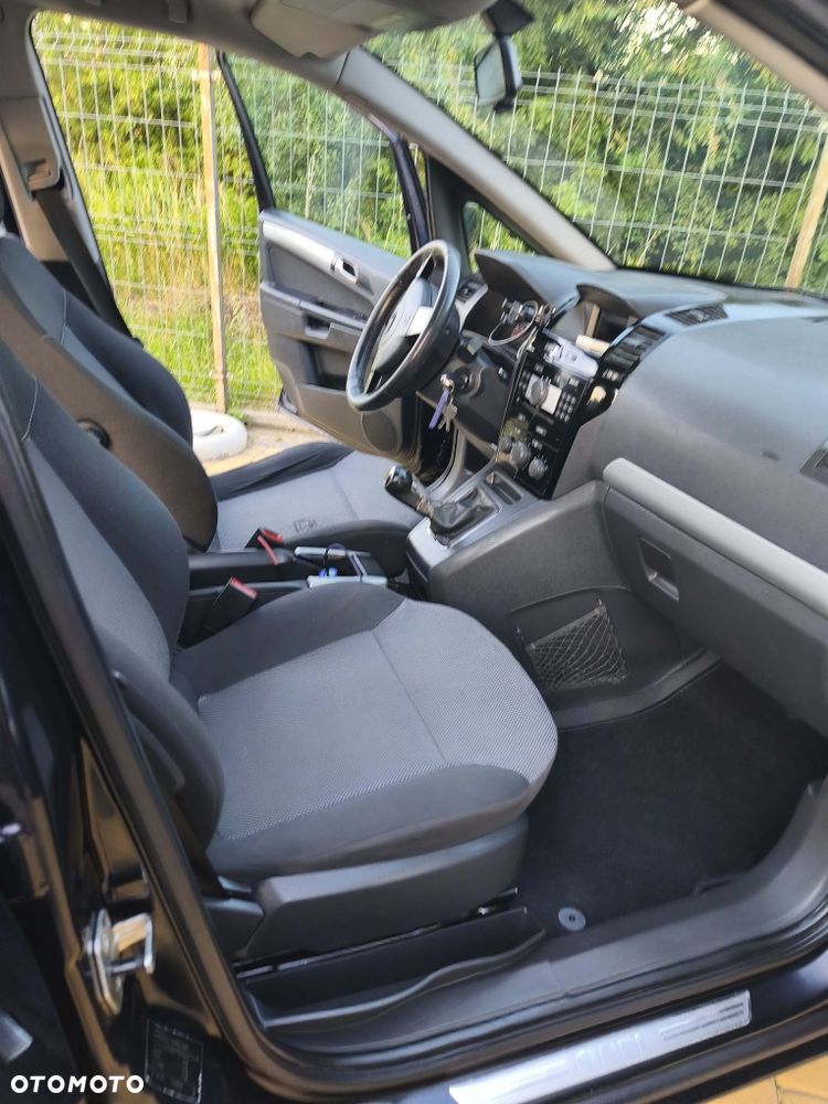 Opel Zafira - 7