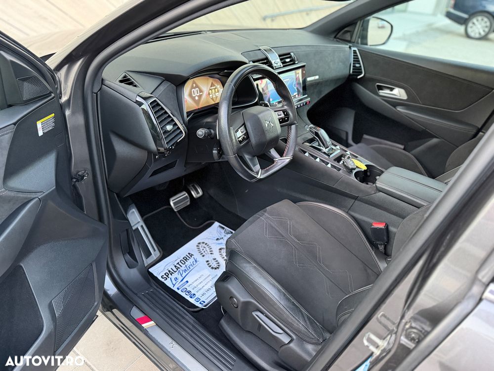 DS Automobiles DS 7 Crossback BlueHDI 130 Aut. PERFORMANCE LINE + - 30