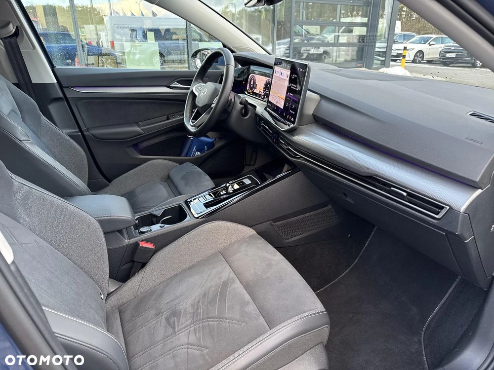 Volkswagen Golf Variant - 17