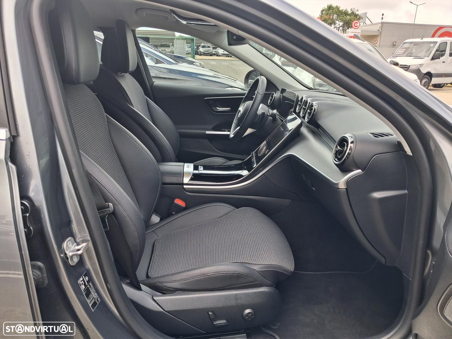 Mercedes-Benz C 220 d Avantgarde - 13