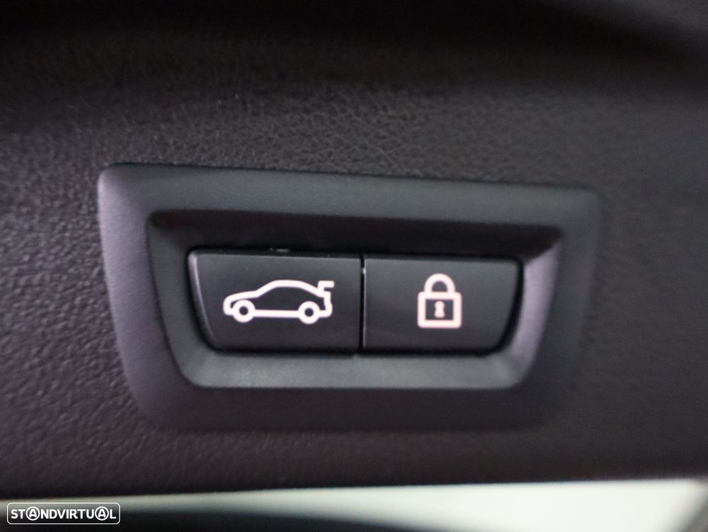 BMW X5 45 e xDrive Pack M - 36