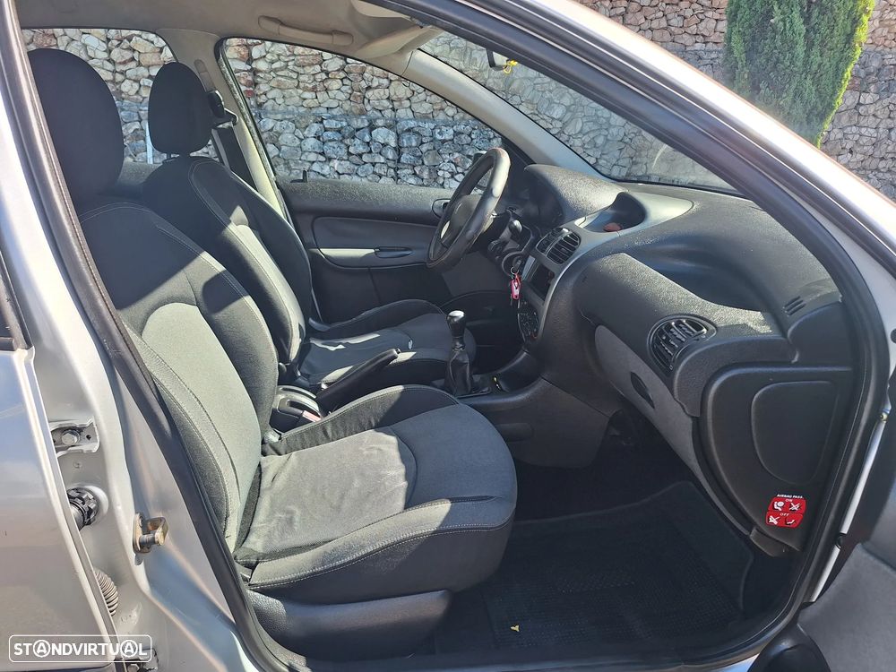 Peugeot 206 1.1 Look - 6