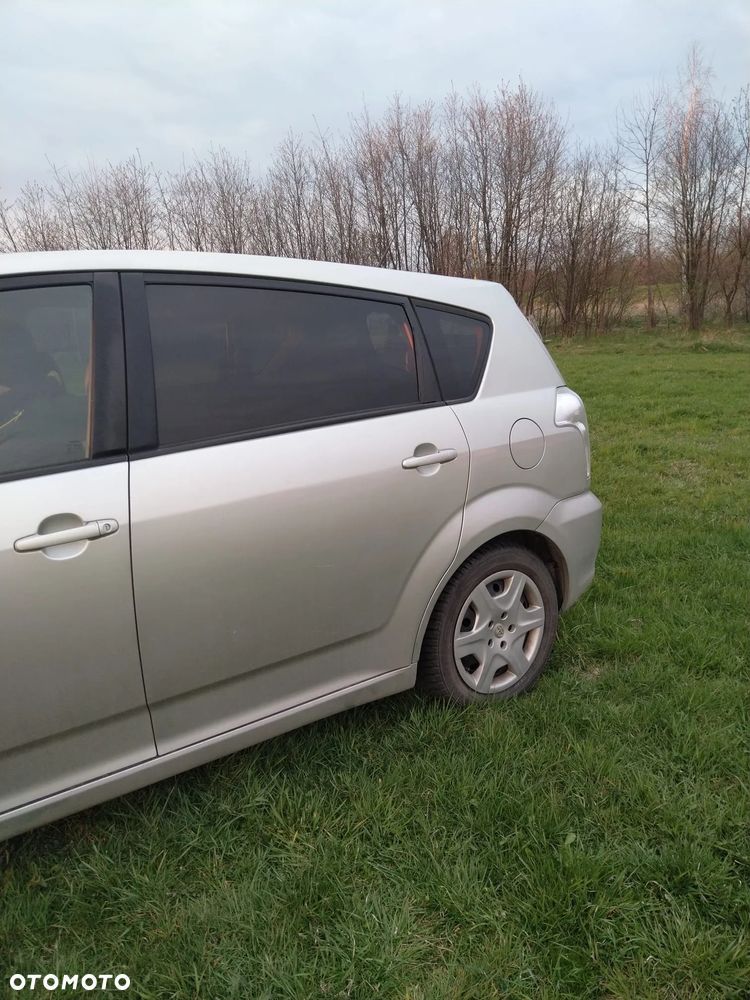 Toyota Corolla Verso 1.8 Executive - 8