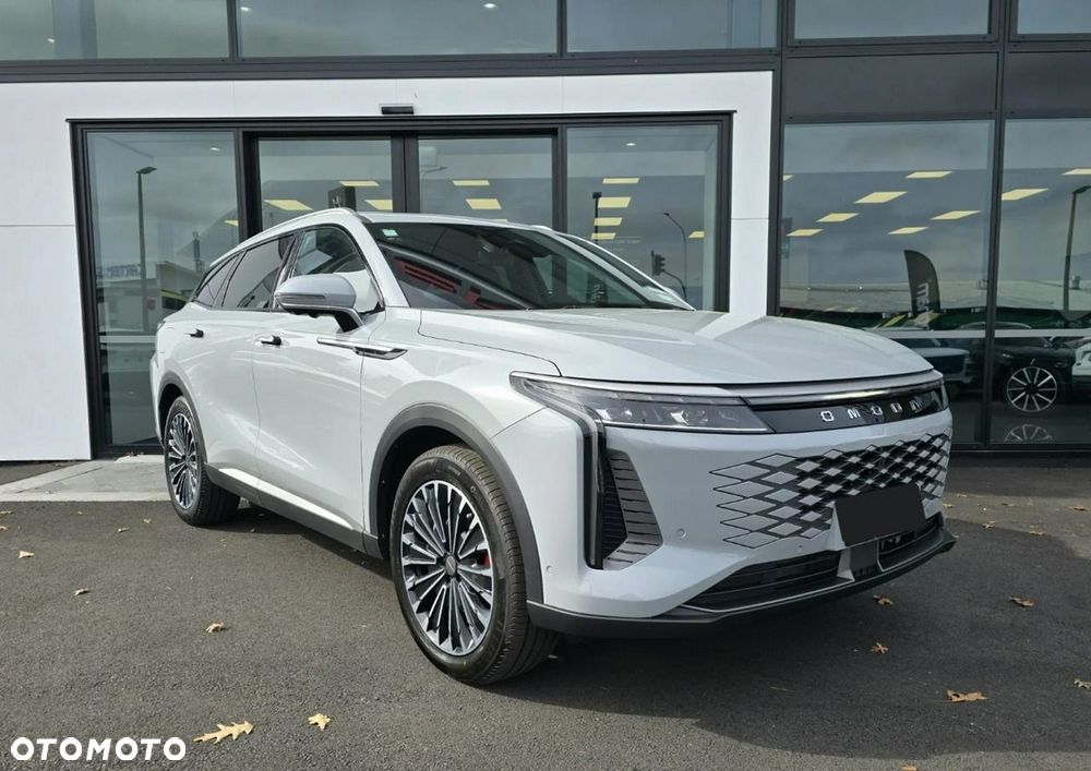 Omoda 9 1.5 Super Hybrid Exclusive AWD - 14