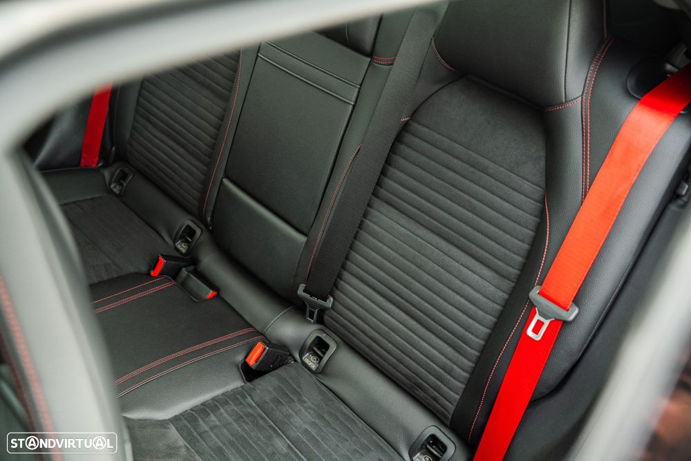 Mercedes-Benz GLA 45 AMG 4Matic 7G-DCT - 20