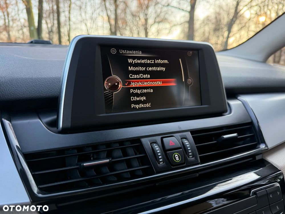 BMW Seria 2 216d Luxury Line - 22