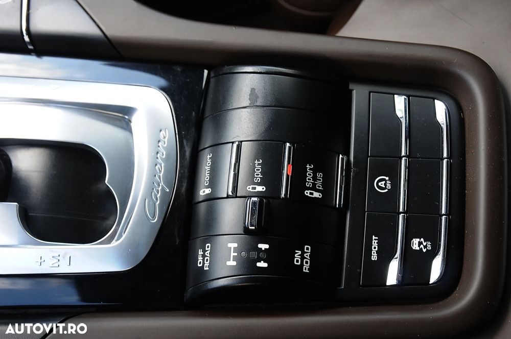 Porsche Cayenne 3.0TD TipTronic - 29