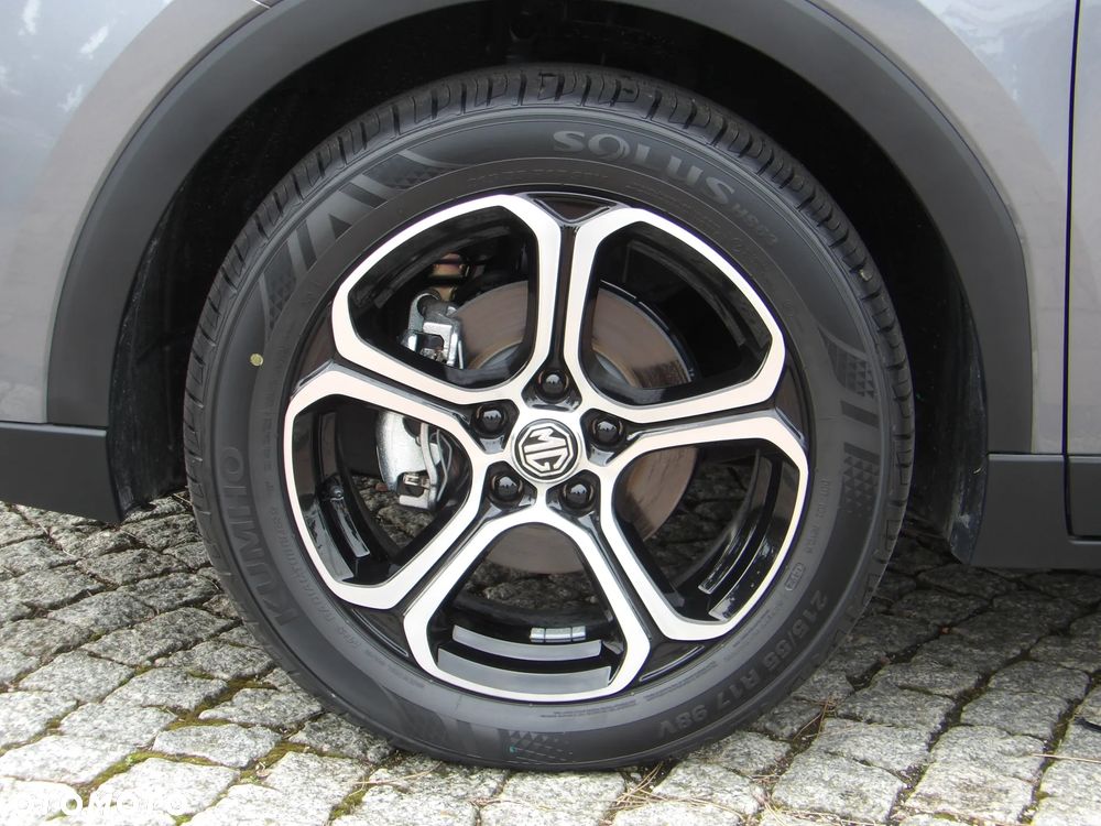 MG ZS 1.5 HEV+ Exclusive - 7