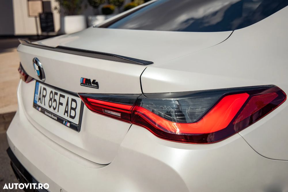 BMW M4 Competition M xDrive AT - 28