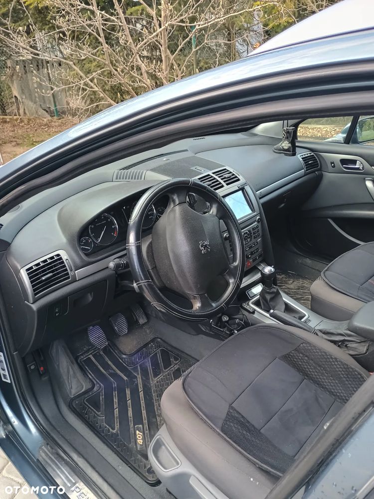 Peugeot 407 - 11