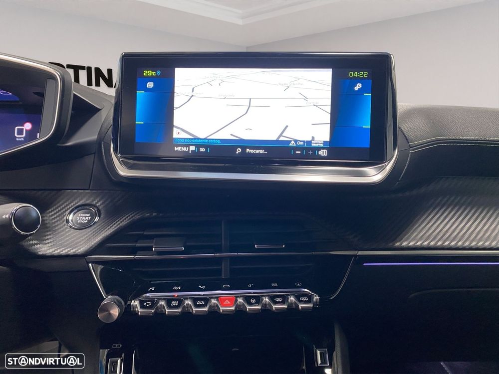Peugeot e-2008 50 kWh GT - 14